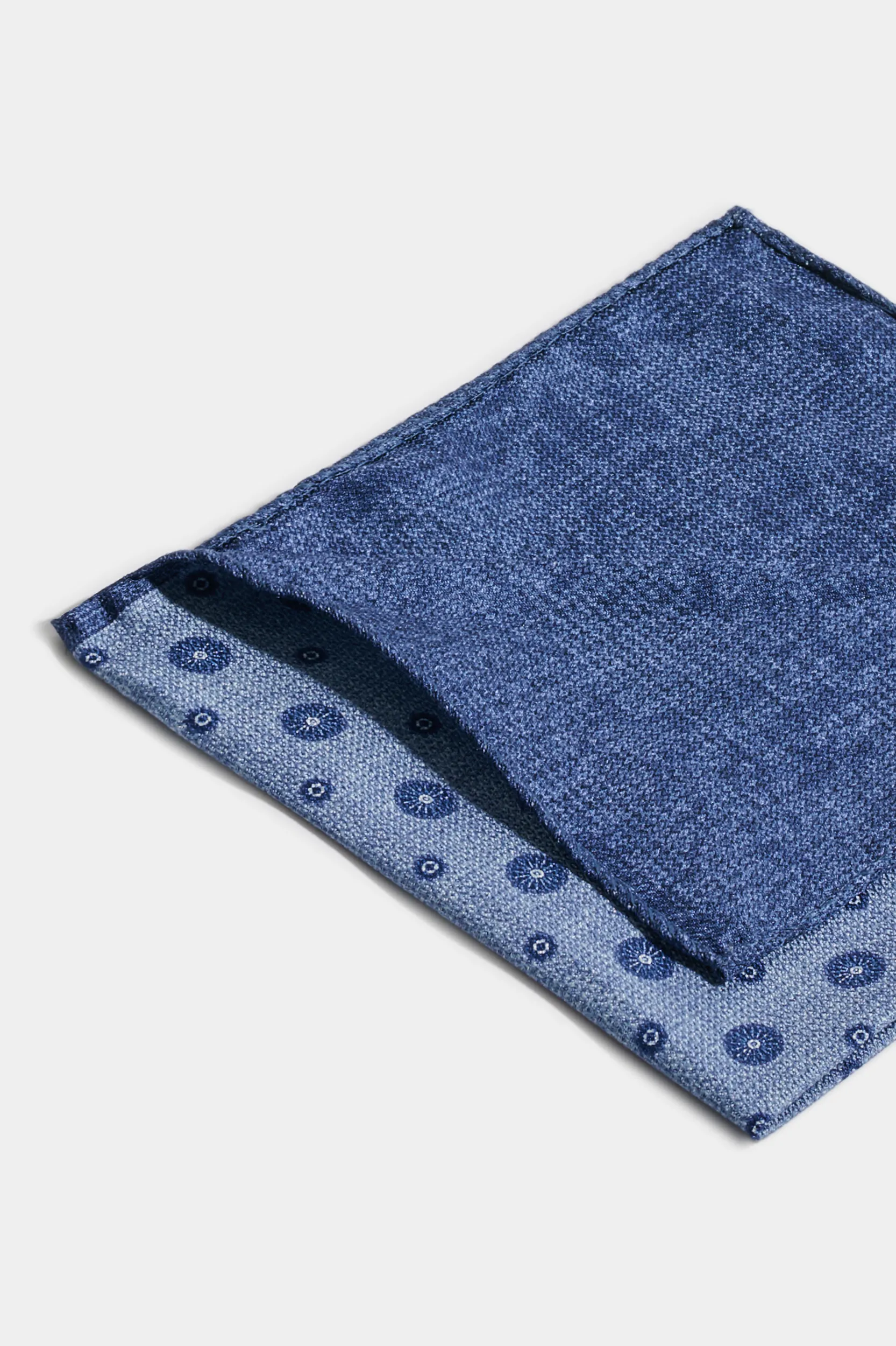Avio blue fancy pocket square - Made in Italy - Image 3