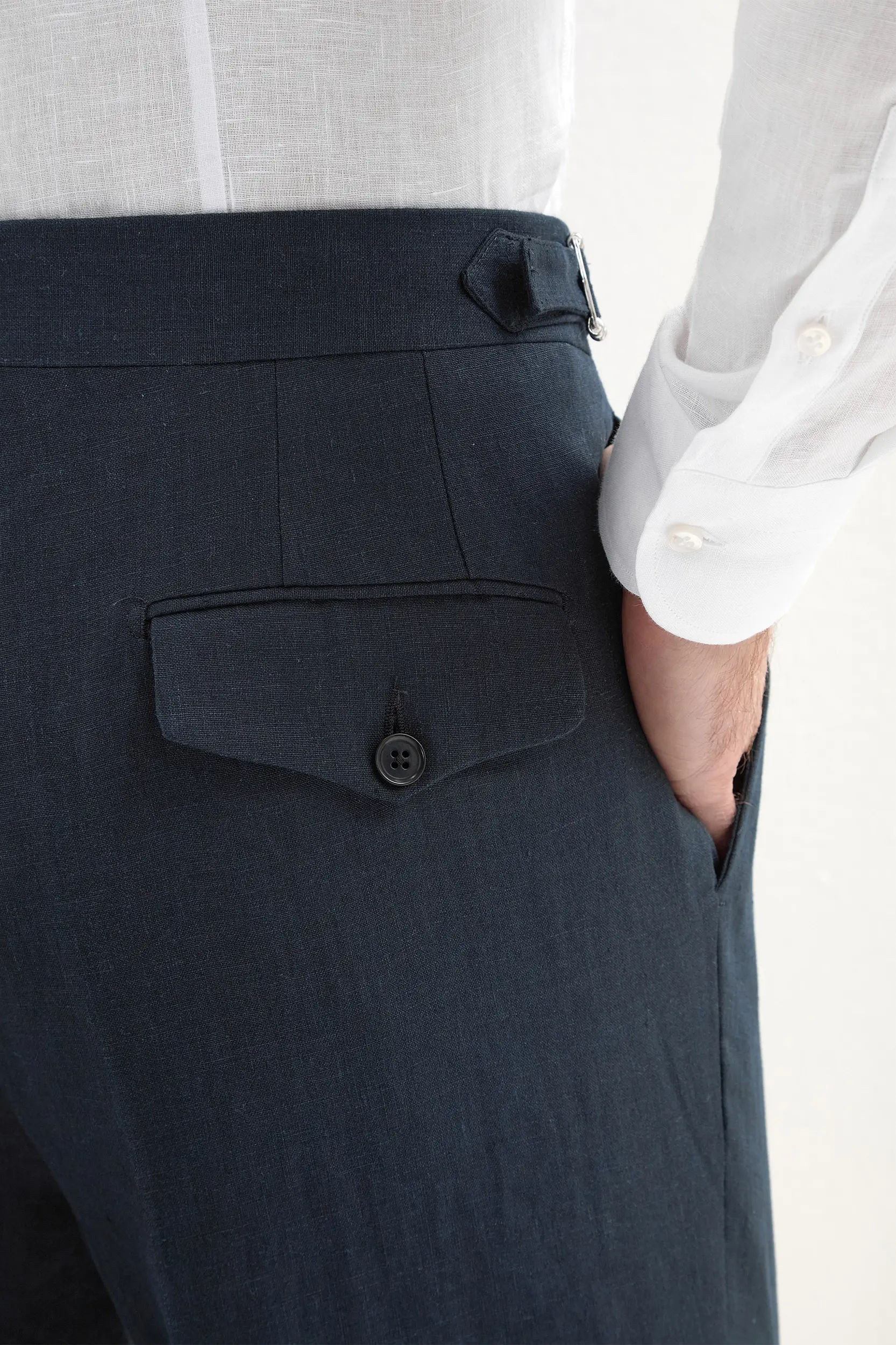Navy linen shorts - Made in Italy - Image 3
