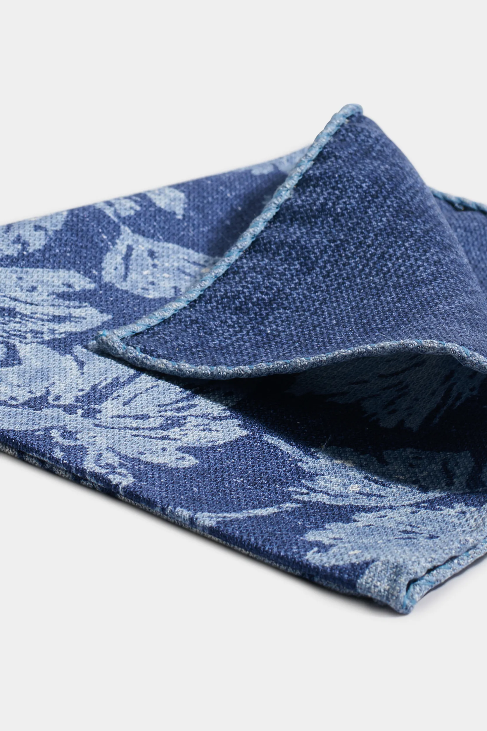 Blue macro flower pocket square - Made in Italy - Image 2
