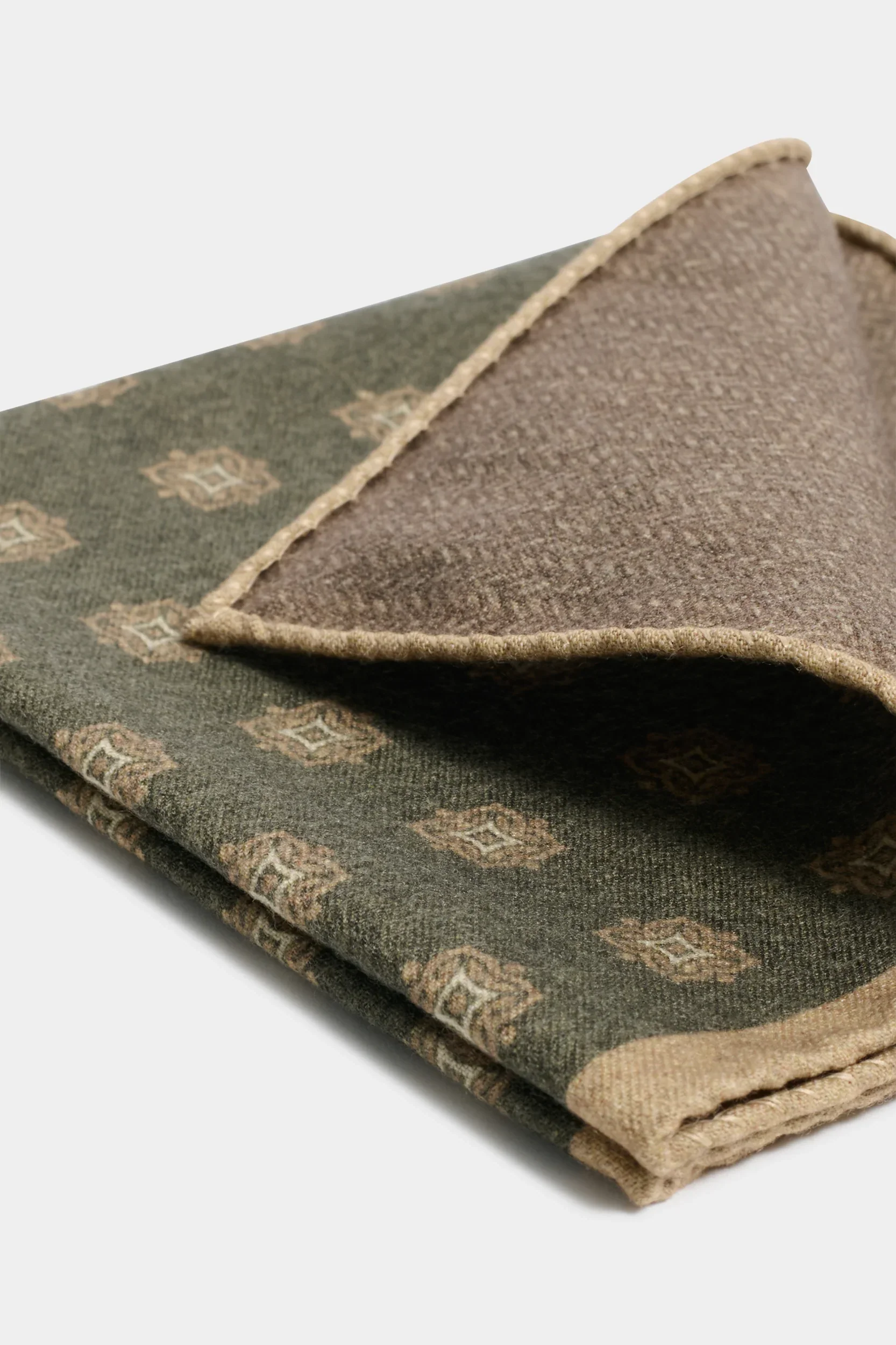 Green fancy pocket square - Made in Italy - Image 2