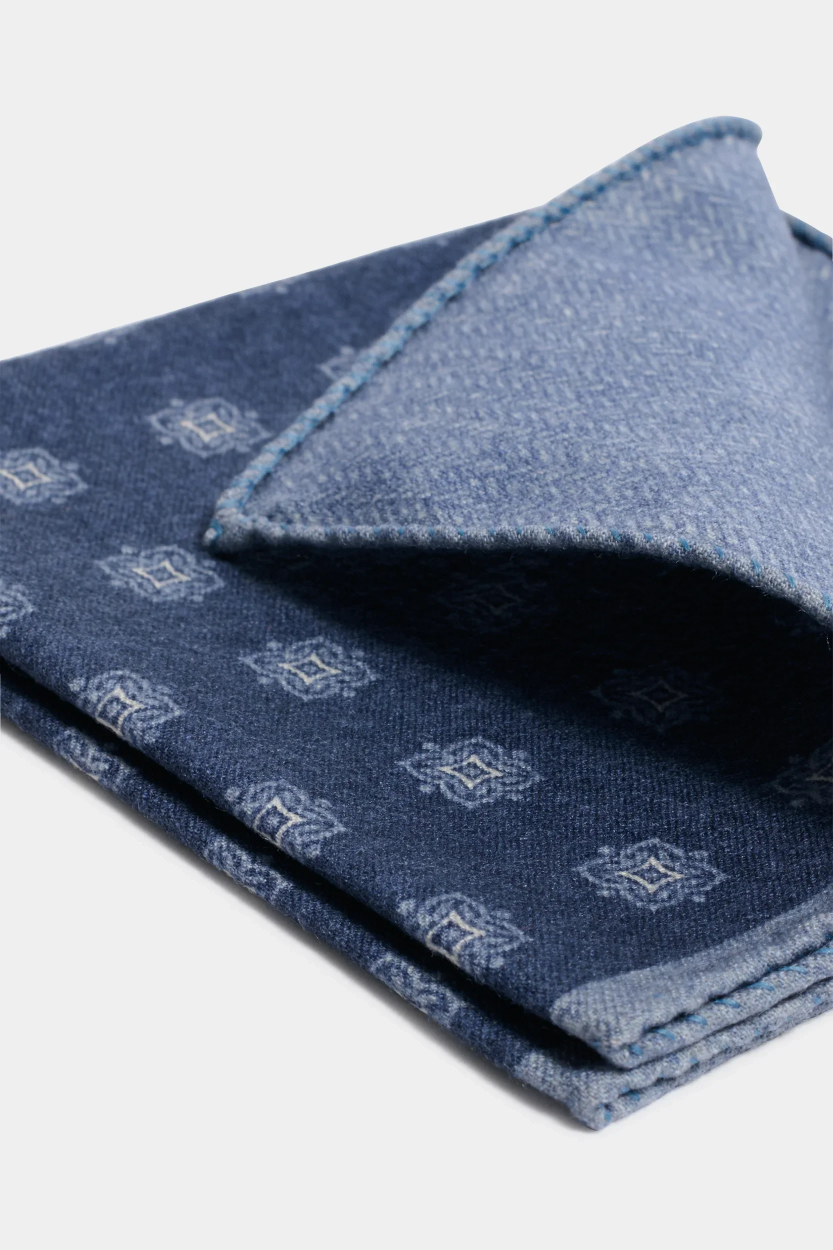 Navy blue fancy pocket square - Made in Italy - Image 2