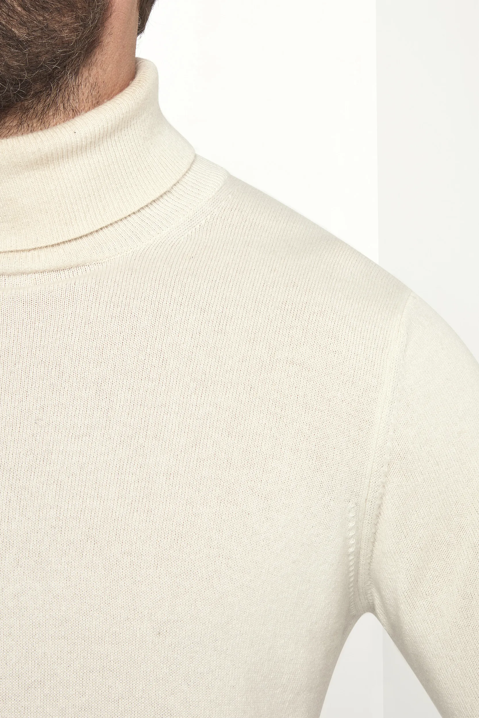 Off-white cashmere turtleneck – Made in italy - Image 4